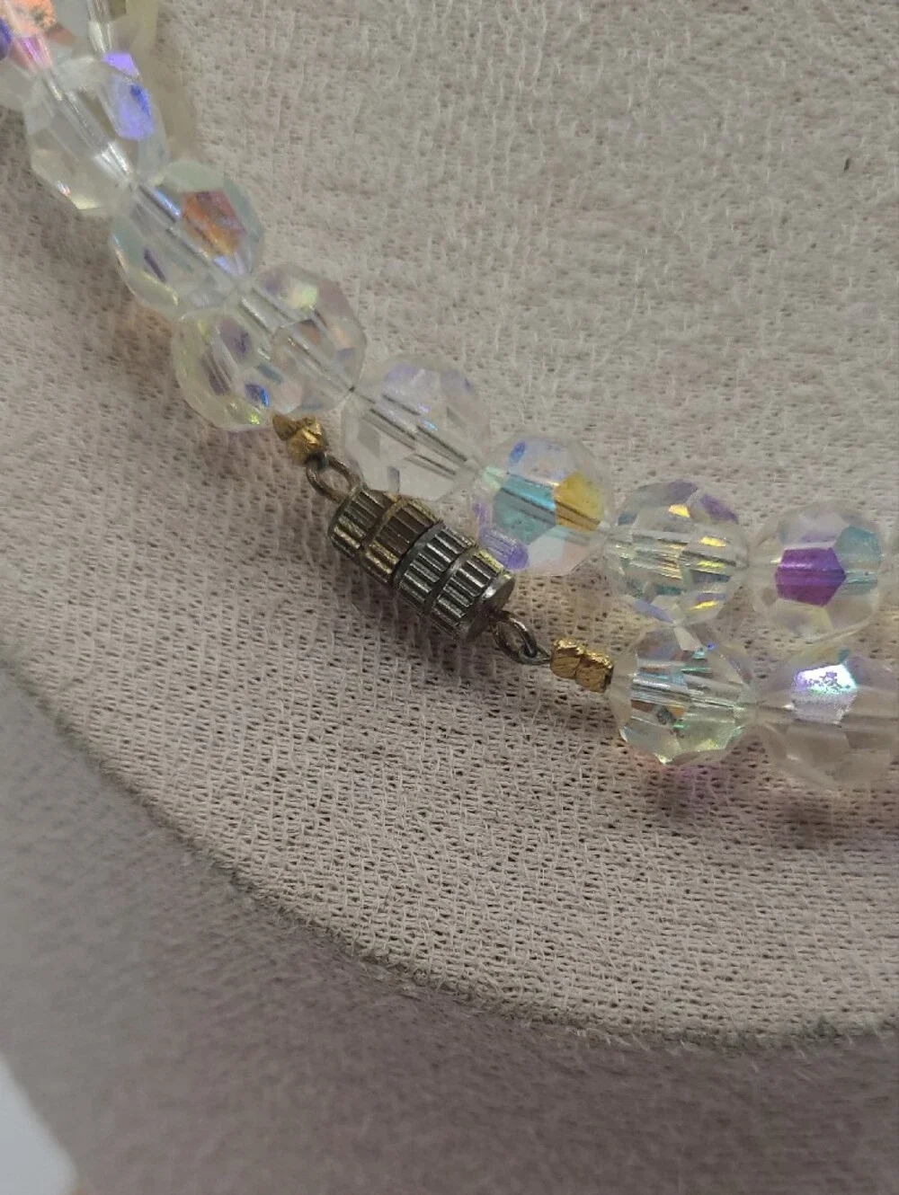 vintage Aurora Borealis glass bead necklace